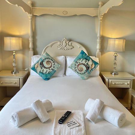 The Seacliffe - Whitby Hotel Bagian luar foto