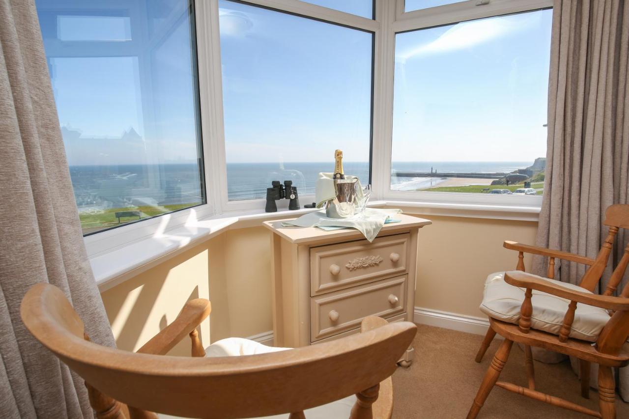 The Seacliffe - Whitby Hotel Bagian luar foto